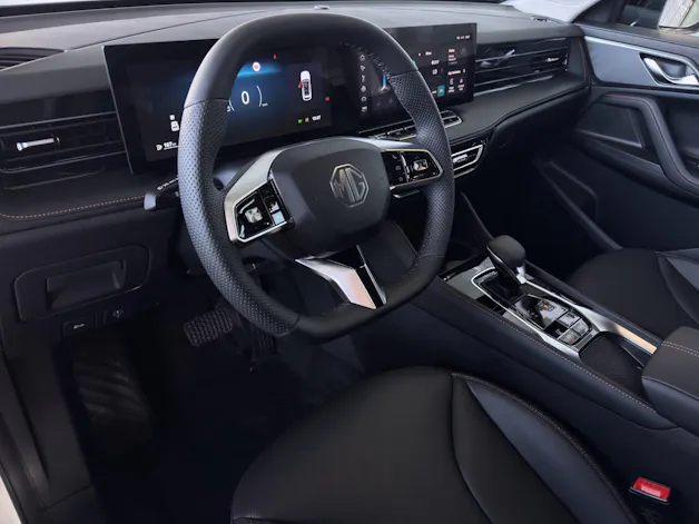 MG HS 1.5 Hybrid Luxury