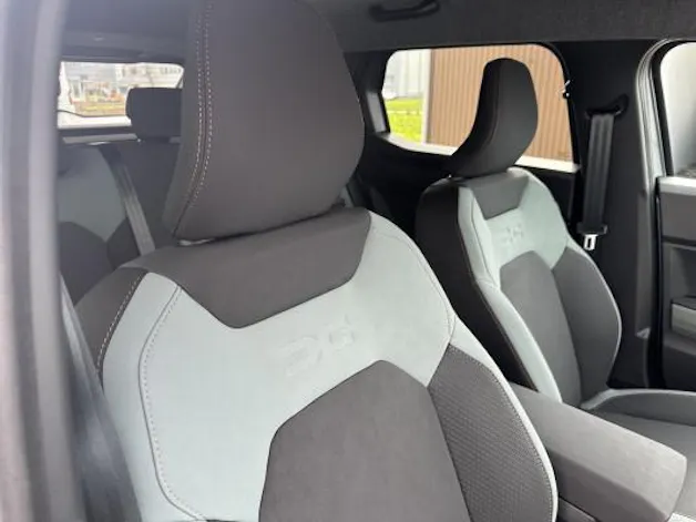 Dacia Duster 130 48V Extreme4x4