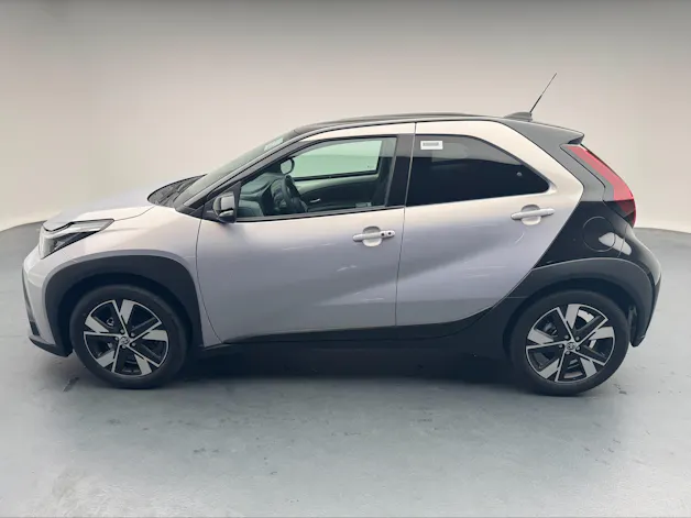 Toyota Aygo X 1.5 VVT-i HSD Trend