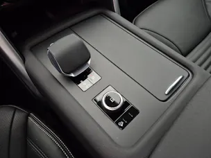 Land Rover Discovery 3.0 D I6 350 Dynamic HSE 1.99% Leasing 10'000.- Eintauschprämie