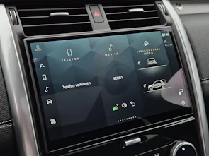 Fahrzeugbild LAND ROVER Discovery 3.0 D I6 350 Dynamic HSE 1.99% Leasing 10'000.- Eintauschprämie