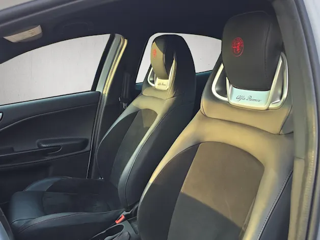 Alfa Romeo Giulietta 1750 TBi Veloce TCT