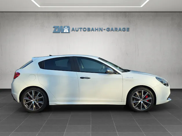 Alfa Romeo Giulietta 1750 TBi Veloce TCT