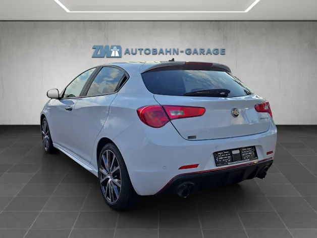 Alfa Romeo Giulietta 1750 TBi Veloce TCT