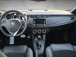 Alfa Romeo Giulietta 1750 TBi Veloce TCT