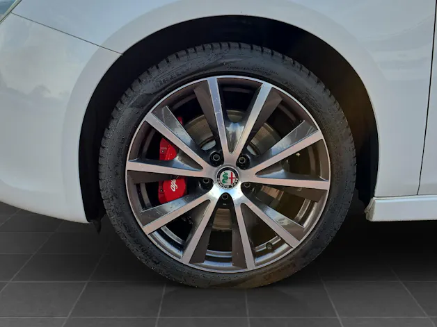 Alfa Romeo Giulietta 1750 TBi Veloce TCT