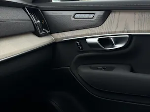 Volvo XC90 2.0 T8 TE Plus Dark eAWD .