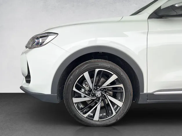 MG ZS 1.5 Hybrid+ Luxury