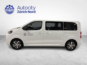 https://vehicle.imgix.net/4260188/49015993-dff1-4a9d-b66f-eb6eee93c55c.jpg