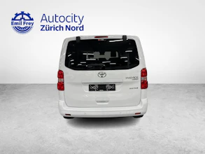 https://vehicle.imgix.net/4260188/e08e1c7a-7f06-4b5f-a367-99765d300463.jpg