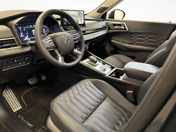 image du véhicule MITSUBISHI OUTLANDER