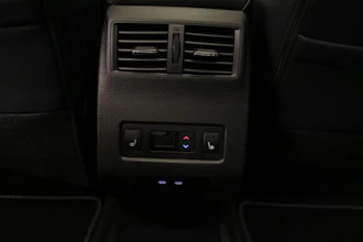 https://vehicle.imgix.net/4260218/4ff25ef9-799f-4ac9-92c8-259f8b20032e.JPG
