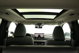 https://vehicle.imgix.net/4260218/d09d01a1-8716-416a-a53f-279cab4969ae.JPG