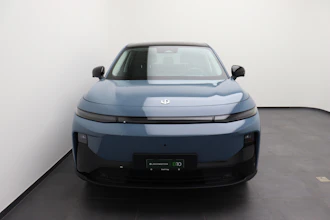 https://vehicle.imgix.net/4260247/635c8cdf-b453-4449-ab9f-0368572cdd52.JPG