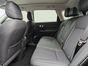 https://vehicle.imgix.net/4260251/82919780-5d70-4739-a098-69fe737b3f86.jpg