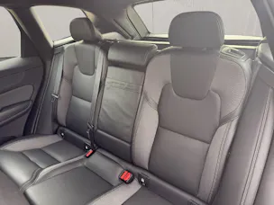 Volvo XC60 2.0 B5 MH R-Design AWD