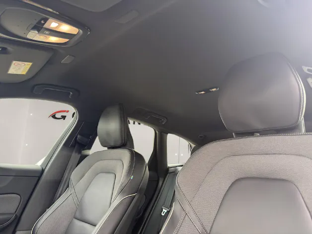 Volvo XC60 2.0 B5 MH R-Design AWD