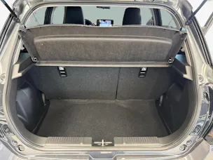 Suzuki Swift 1.2 Sakura Hybrid