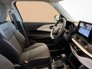 Suzuki Swift 1.2 Sakura Hybrid