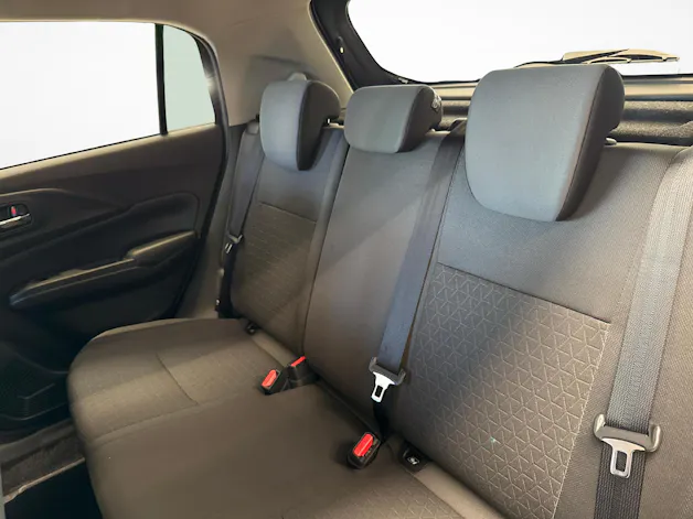 Suzuki Swift 1.2 Sakura Hybrid