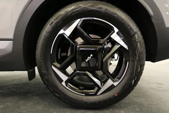 https://vehicle.imgix.net/4260332/388b1a75-87eb-4e9f-9ab0-9a2fa0f824ae.JPG