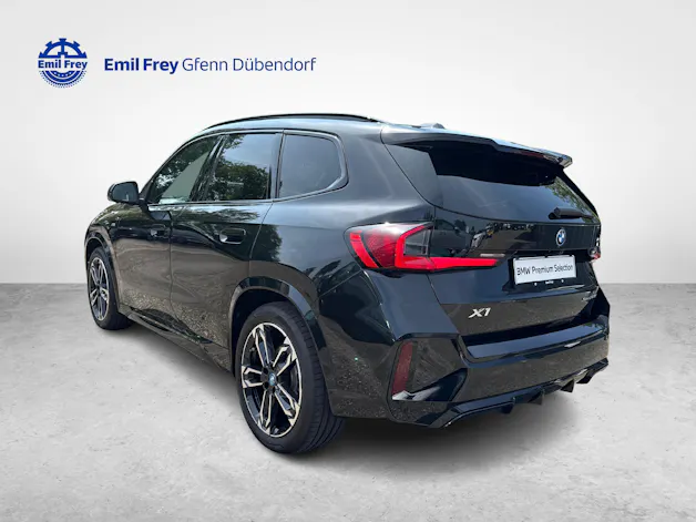 BMW X1 30e xDrive paddles