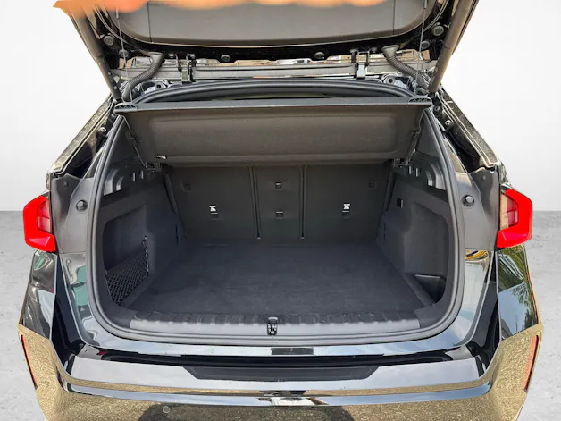 BMW X1 30e xDrive paddles