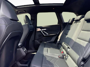 Fahrzeugbild BMW X1 30e xDrive paddles