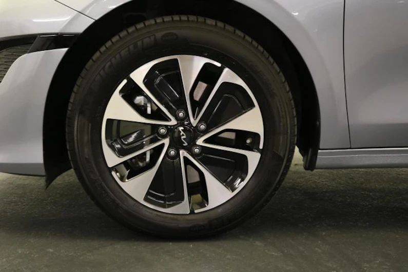 image du véhicule KIA CEED