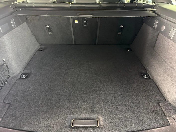 Fahrzeugbild LAND ROVER RANGE ROVER VELAR