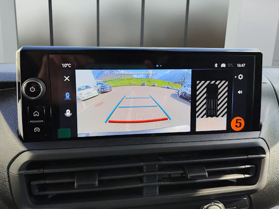 Fahrzeugbild 18 Fahrzeugbild 18