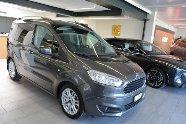 Ford Tourneo Courier 1.0 EcoB 100 Titanium
