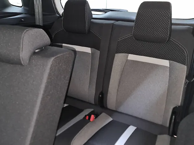 Opel Frontera 1.2 T HEV 145 GS 7-Plätzer