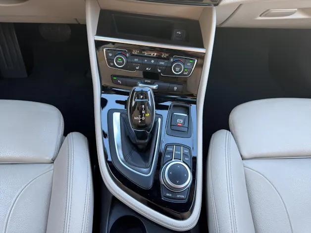 BMW 220d xDrive Gran Tourer Steptronic Luxury Line