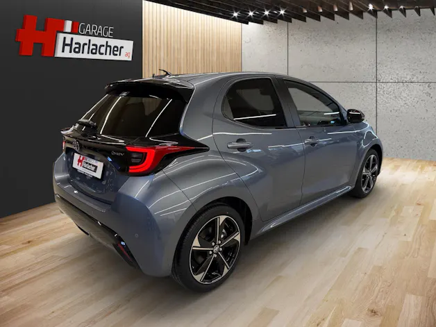 Toyota Yaris 1.5 VVT-i HSD Premium