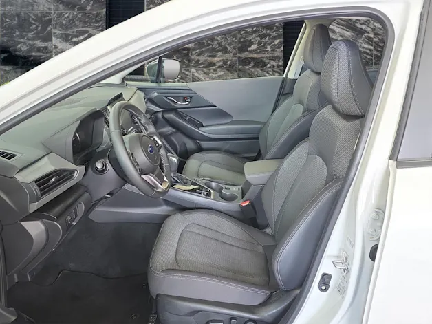 Subaru Crosstrek 2.0i e-Boxer Swiss Plus