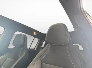 Fahrzeugbild MERCEDES-BENZ GLB 220 4MATIC AMG Line