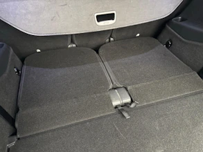 https://vehicle.imgix.net/4260563/758f55cd-b629-4653-a239-8ea5b0031c14.jpg