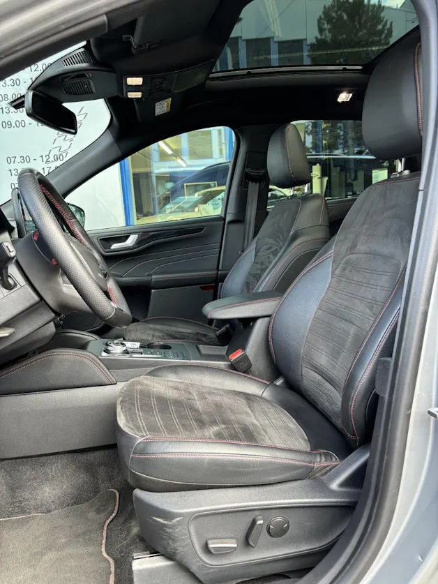 Ford Kuga 2.5 Plug-in Hybrid ST-Line X