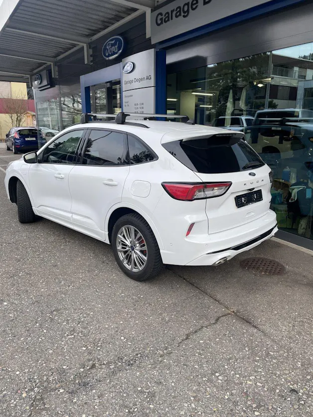 Ford Kuga 2.5 Plug-in Hybrid ST-Line X