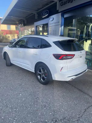 Ford Kuga 2.5 Hybrid ST-Line X 4x4