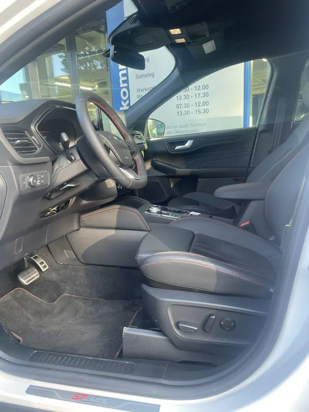 Ford Kuga 2.5 Hybrid ST-Line X 4x4