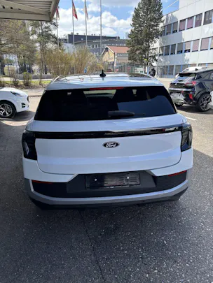Ford Explorer Extended Range Premium