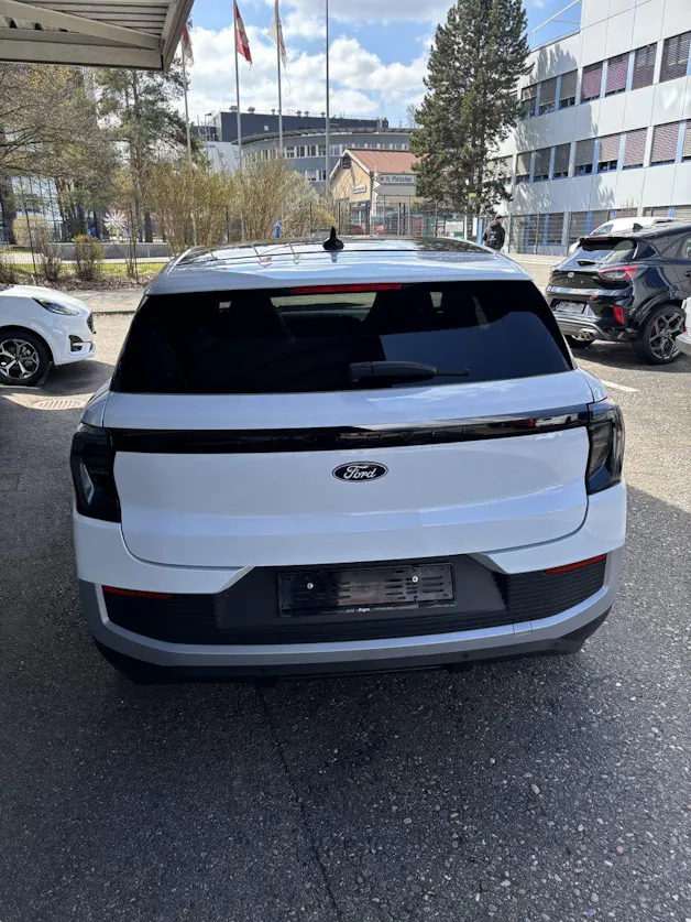 Ford Explorer Extended Range Premium
