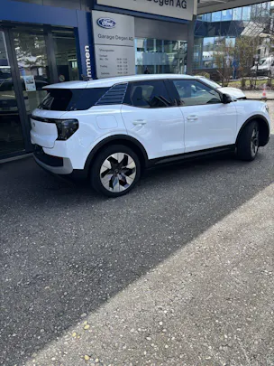 Ford Explorer Extended Range Premium