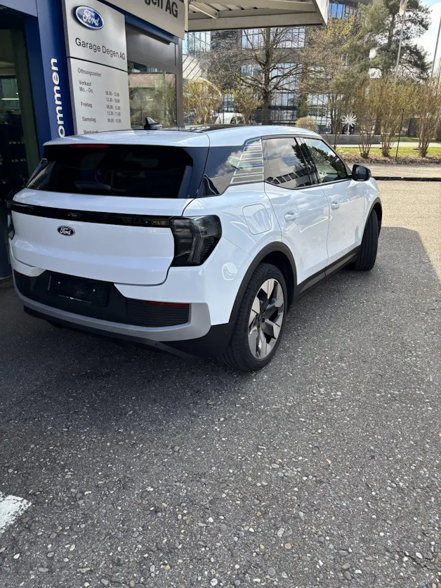 Ford Explorer Extended Range Premium