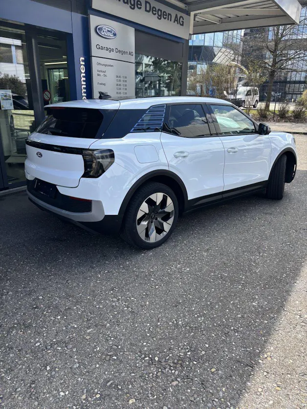 Ford Explorer Extended Range Premium