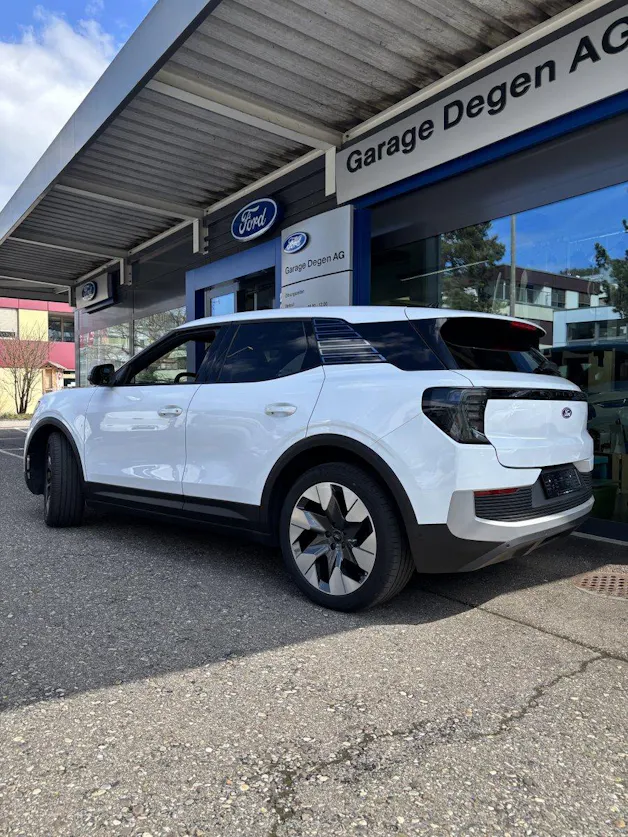 Ford Explorer Extended Range Premium