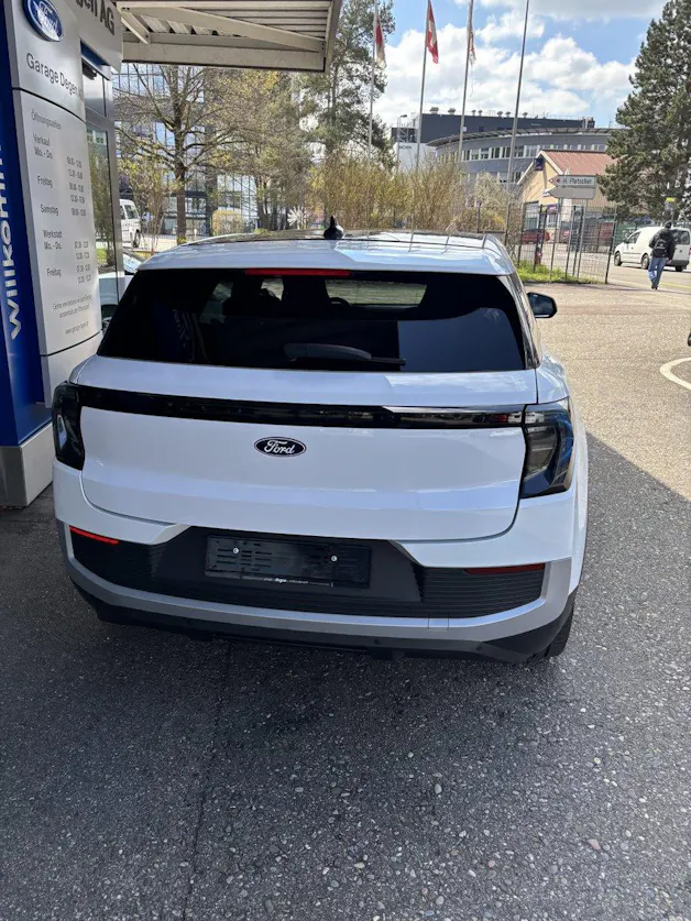 Ford Explorer Extended Range Premium