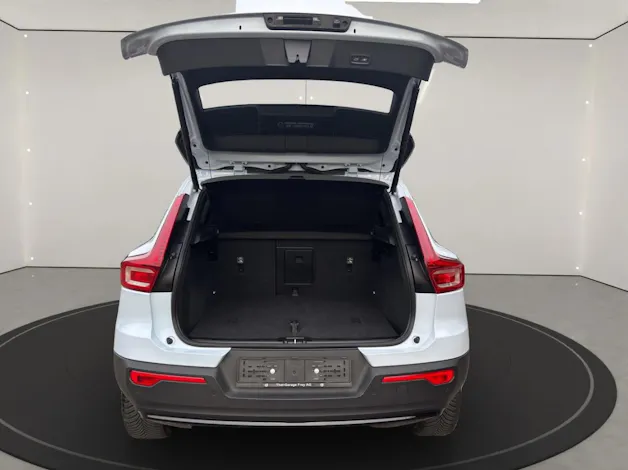 Volvo XC40 2.0 B4 MH Plus Dark